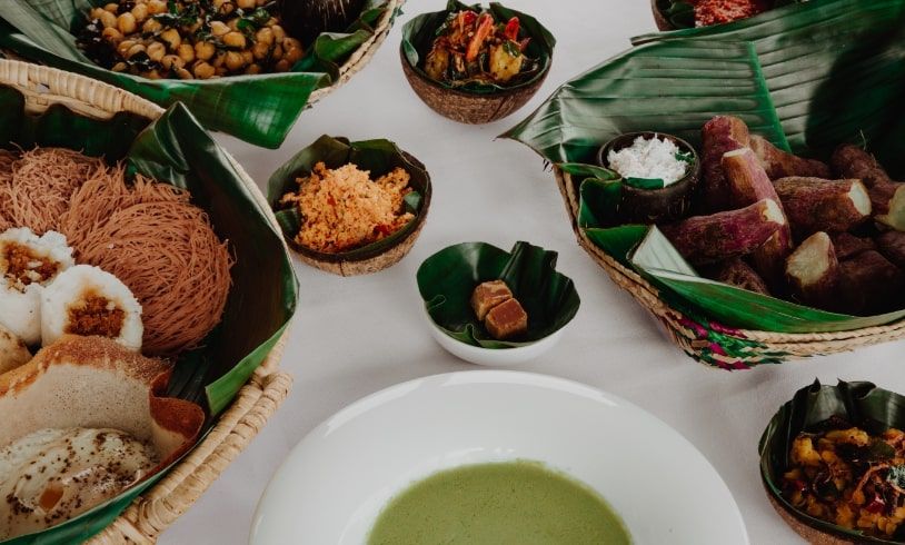 Authentic Sri Lankan dishes for breakfast at Theva Residency